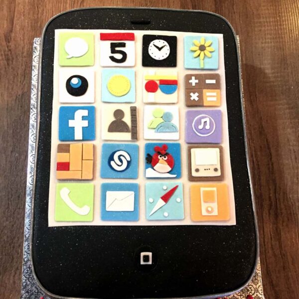 CELL PHONE CAKE