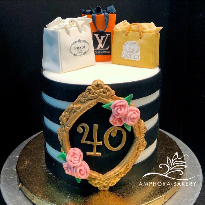My first LV Purse cake! Made this for Ms. Barbara 50th birthday! She loves  it! It's definitely one for the books! Bebe done snapped!… | Instagram