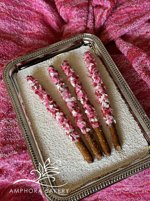 VALENTINE PRETZEL RODS